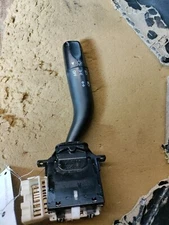 ESCAPE    2005 Column Switch headlight turnsignel  260017