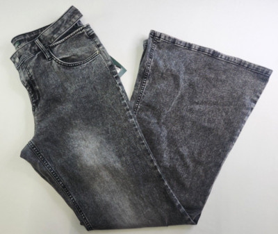 Wild Fable Juniors Black High Rise Flare Jeans Size 14, 32'' Inseam Hip Cutouts