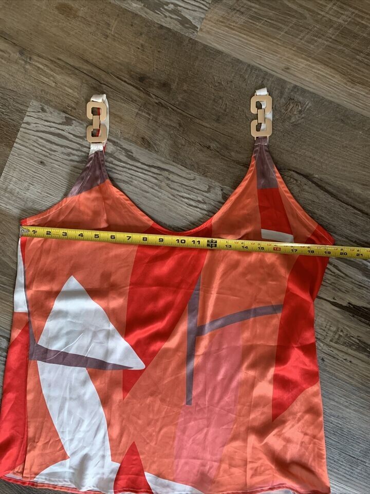 Foto 7 di 8