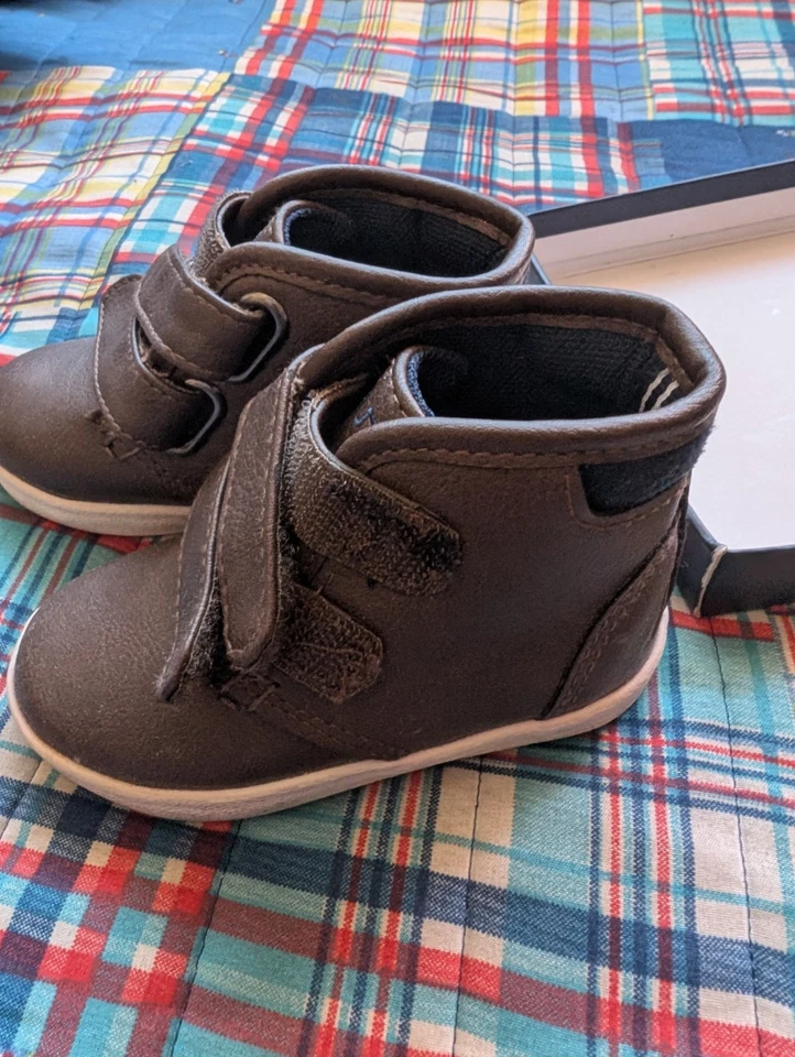 Náutica Brown Toddler Sneakers Size 5 - Image 3 of 4