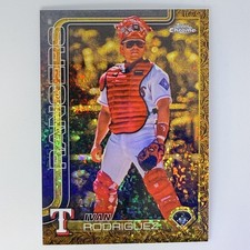 Ivan Rodriguez 2025 Topps Gilded Gold Mini-Diamond Refractors /50 #200 Rangers