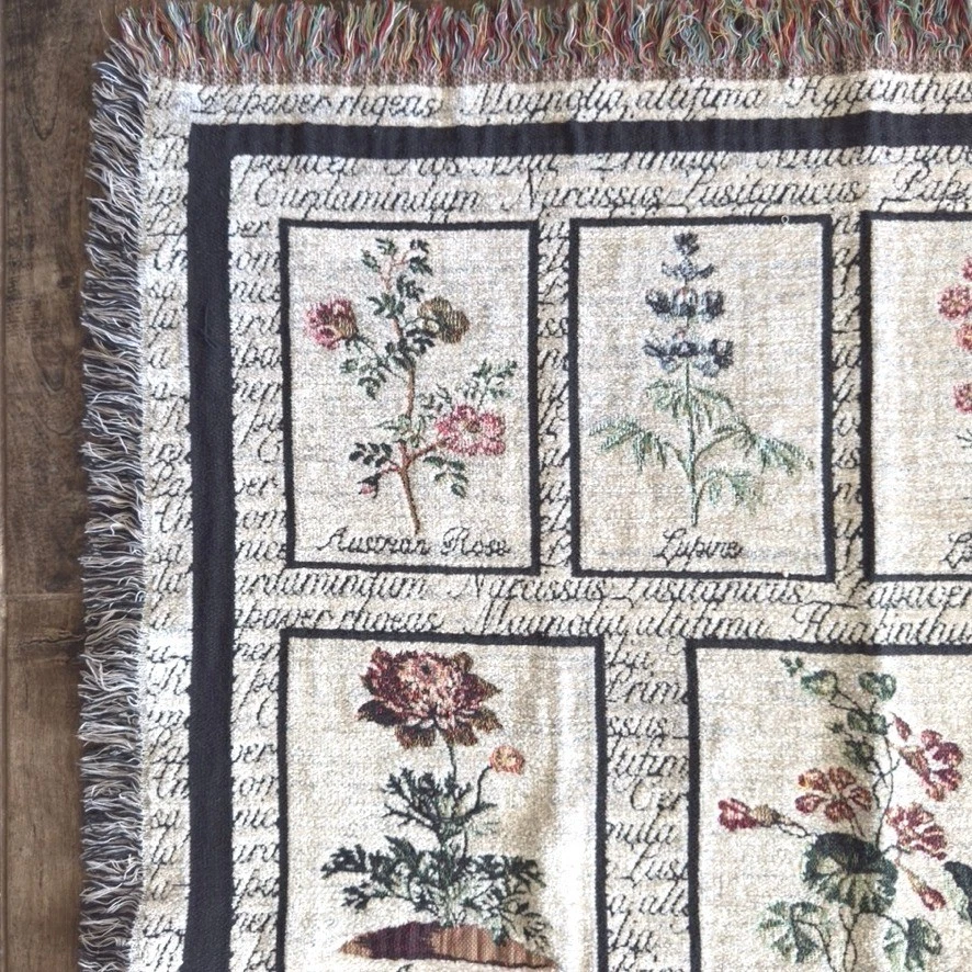 Manta tapiz floral base Williamsburg colonial vintage, 52" x 40" Foto 2 de 4