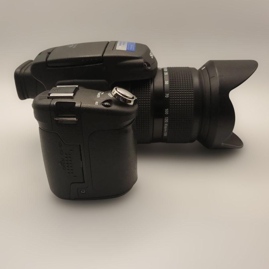 Sony Cyber-shot DSC-R1 10.3MP Digital Camera - Black for sale
