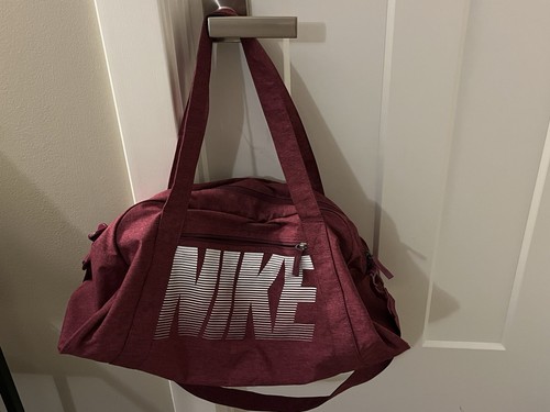 Nike Duffel Bag - Picture 2 of 4