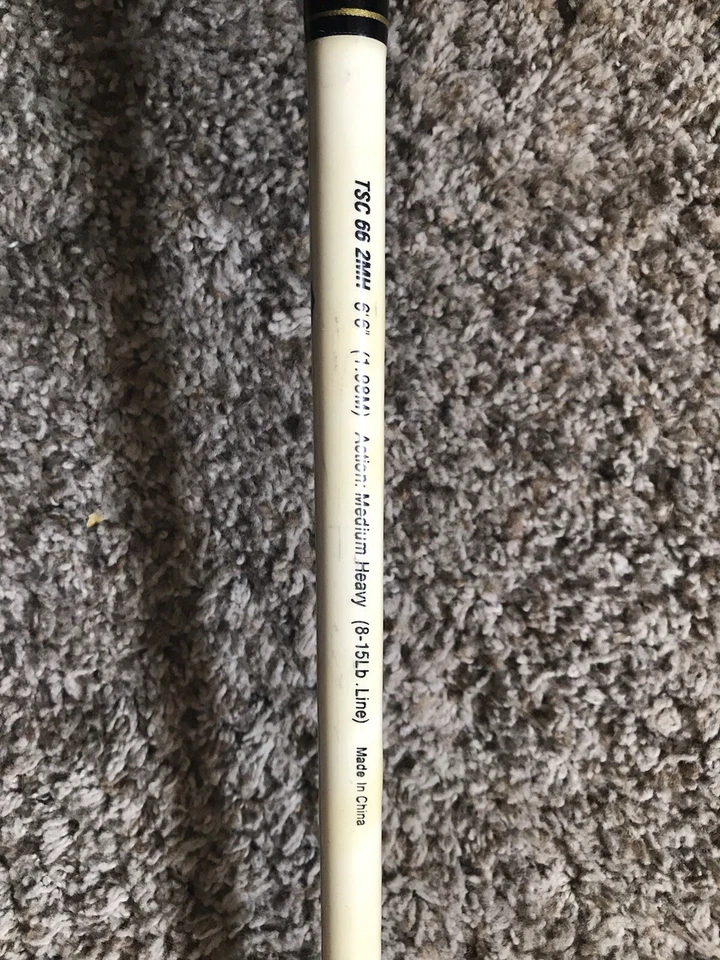 Shakespeare Tiger #TSC662MH 6'6" 2pc Medium/Heavy Spincasting Rod T20 Reel Combo - Image 2 of 4