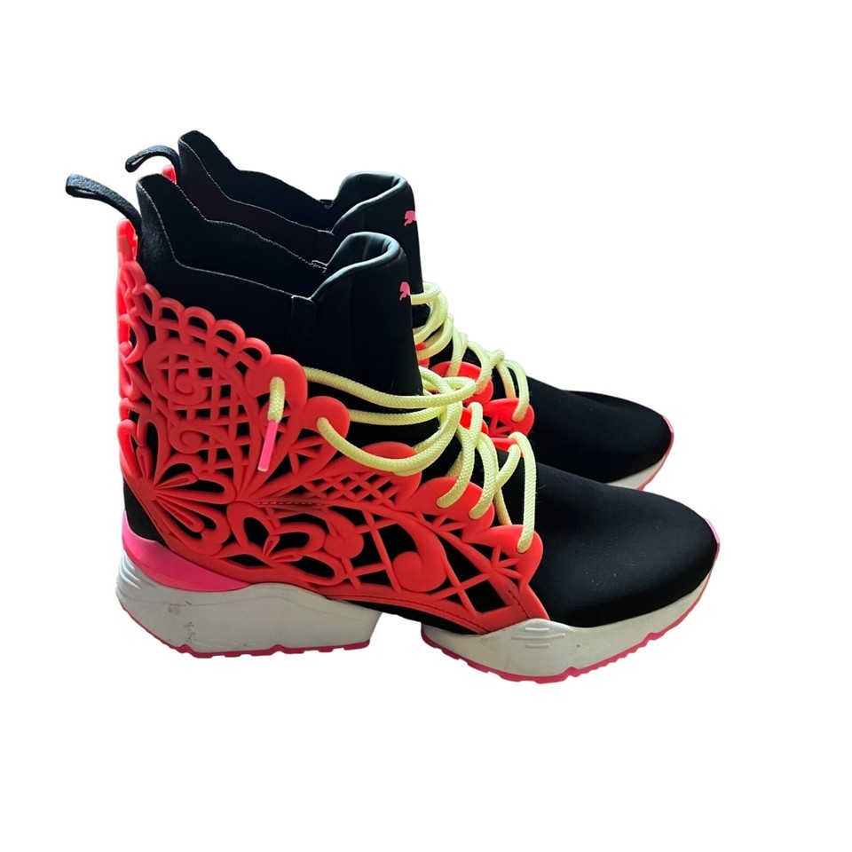 Puma x Sophia ster Size 10.5 Black Coral Muse Echo Candy Princess