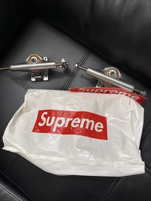 Supreme Independent Skateboard Truck Set (set of 2) Size 149