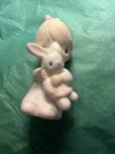 Precious Moments Figurine 1982 Girl with Bunny - E-9279 SO7