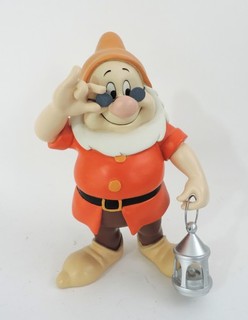 Disney Enchanting Collection Doc Dwarf figurine statue A27020 Snow White