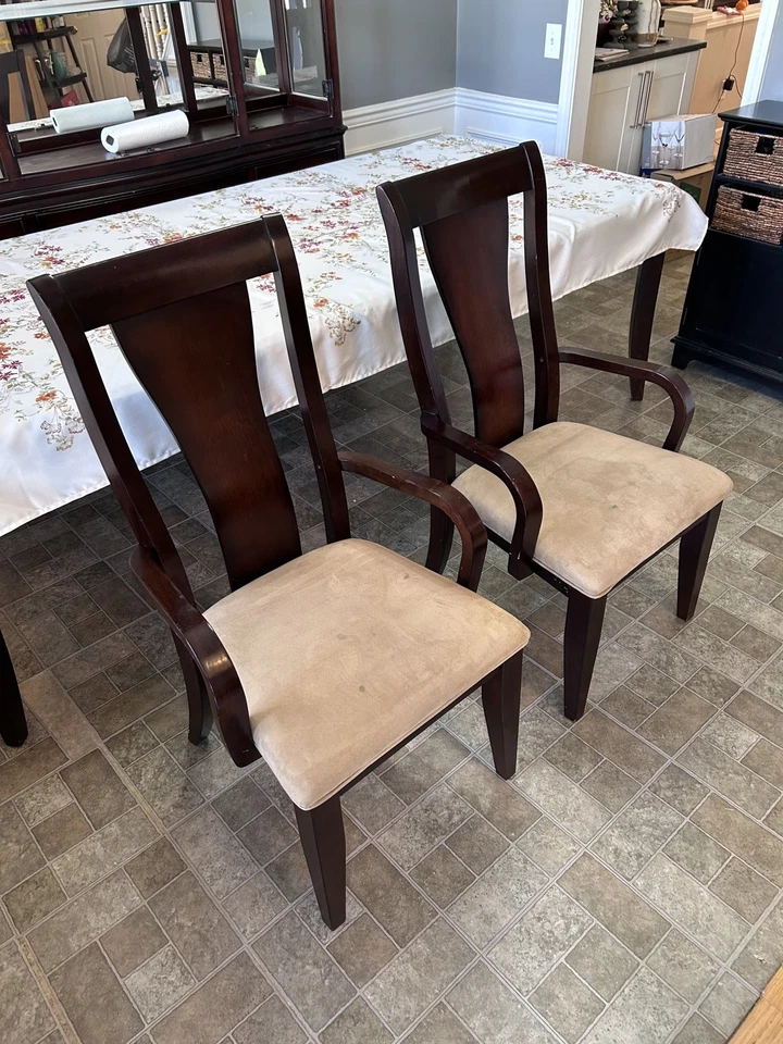 Dark Wood Dining Table w/ 6 Upholstered Chairs – Extendable to 94” - Image 4 of 4