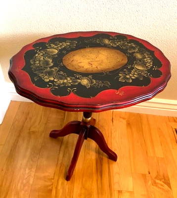VTG Wooden Tilt Table Hand Painted Tole and Gold Leaf, Floral & Fruits, Unique