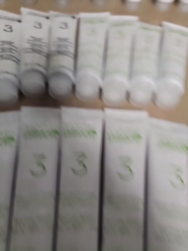 22x Clairol Natural Instincts Conditioner 3 brillanter Glanz 1,85 flüssige Unzen Menge 22 - Bild 3 von 7