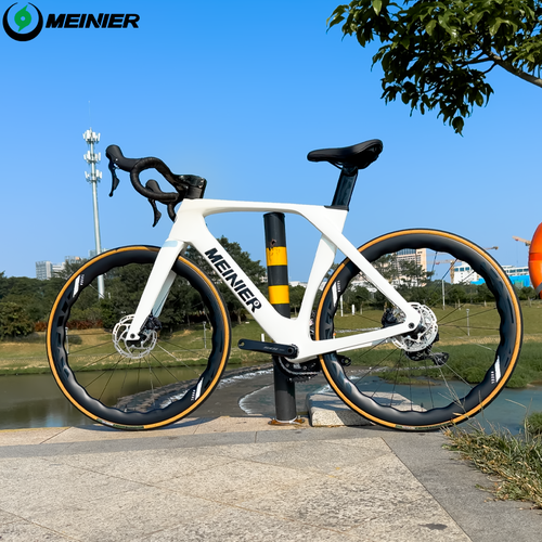 Carbon Road Bike Shimano 105 R7120 24S Hydraulic Disc Wavy Wheel Road Bicycles - 第 1/30 張圖片
