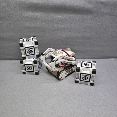 Anki Cozmo Robot Only 300-00046 Toy Robot ''UNTESTED'' AS-IS - Includes 3 Cubes