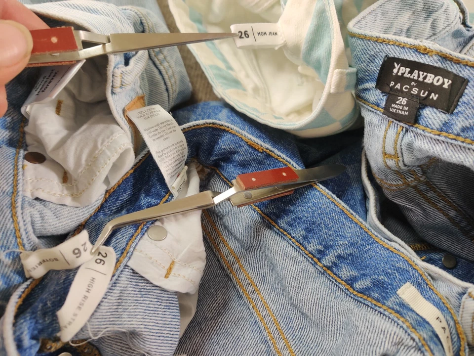 Lote de 4 Pacsun Feminino 26 Mom Jeans Cintura Alta Namorado Floral Pacote Playboy - Imagem 2 de 4