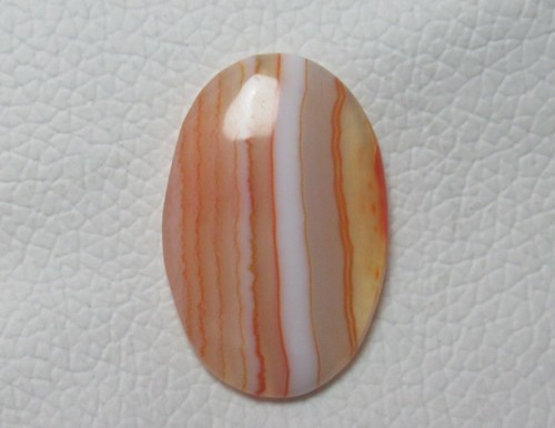 Orange Banded Agate Cabochon Oval 27.70 Cts loose Gemstone H 3902 - Picture 5 of 7