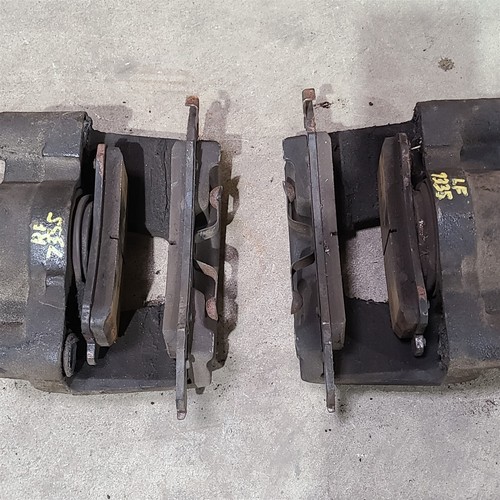 93-96 Camaro Z28 Front Brake Calipers Aa7335 - Picture 10 of 11