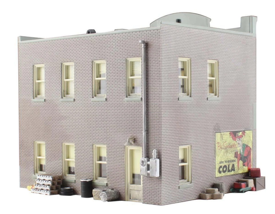 New Woodland HO Built-&-Ready Structure Harrisons Hardware BR5022 - Image 4 of 4