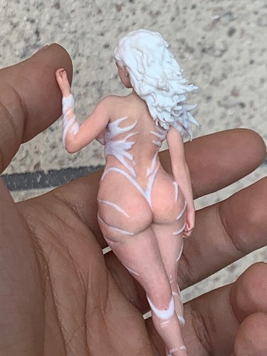 1/18 White Hair Sexy Girl Scene Miniature Figure Doll For Cars Model Toy 10cm - Picture 2 of 8