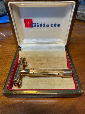 Vintage Gillette Diplomat Gold Safety Razor A2 with Original Case