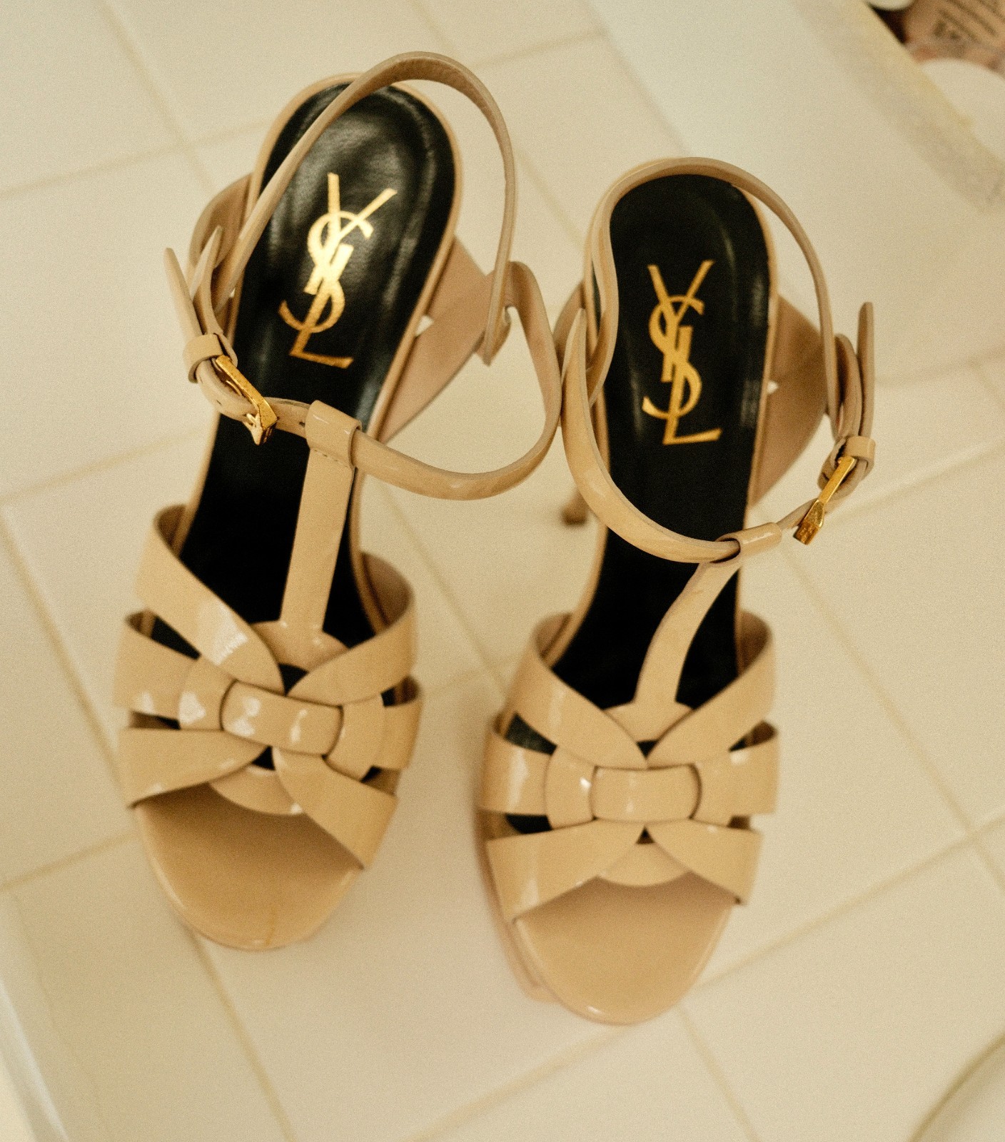 YSL Saint Laurent 'Tribute' Platform Sandals Size EU 36 Nude Patent Leather