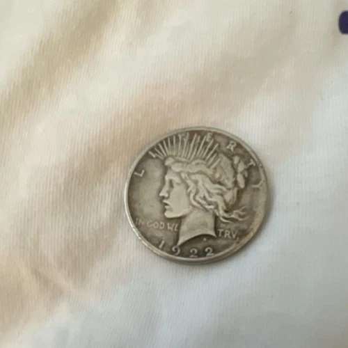 1922 Peace Dollar $1 Silver Coin Circulated US, 0.9 Fineness, Uncertified