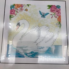 Zweigart Artiste SWAN LAKE Cross Stitch Kit K...