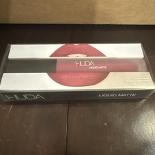 Huda Beauty Liquid Matte Lipstick TrophyWife -14 fl oz New In Box
