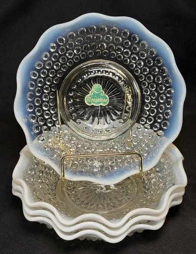VTG Set 4 Anchor Hocking Moonstone Opalescent Hobnail Ruffle Edge Bowls 5 7/8”