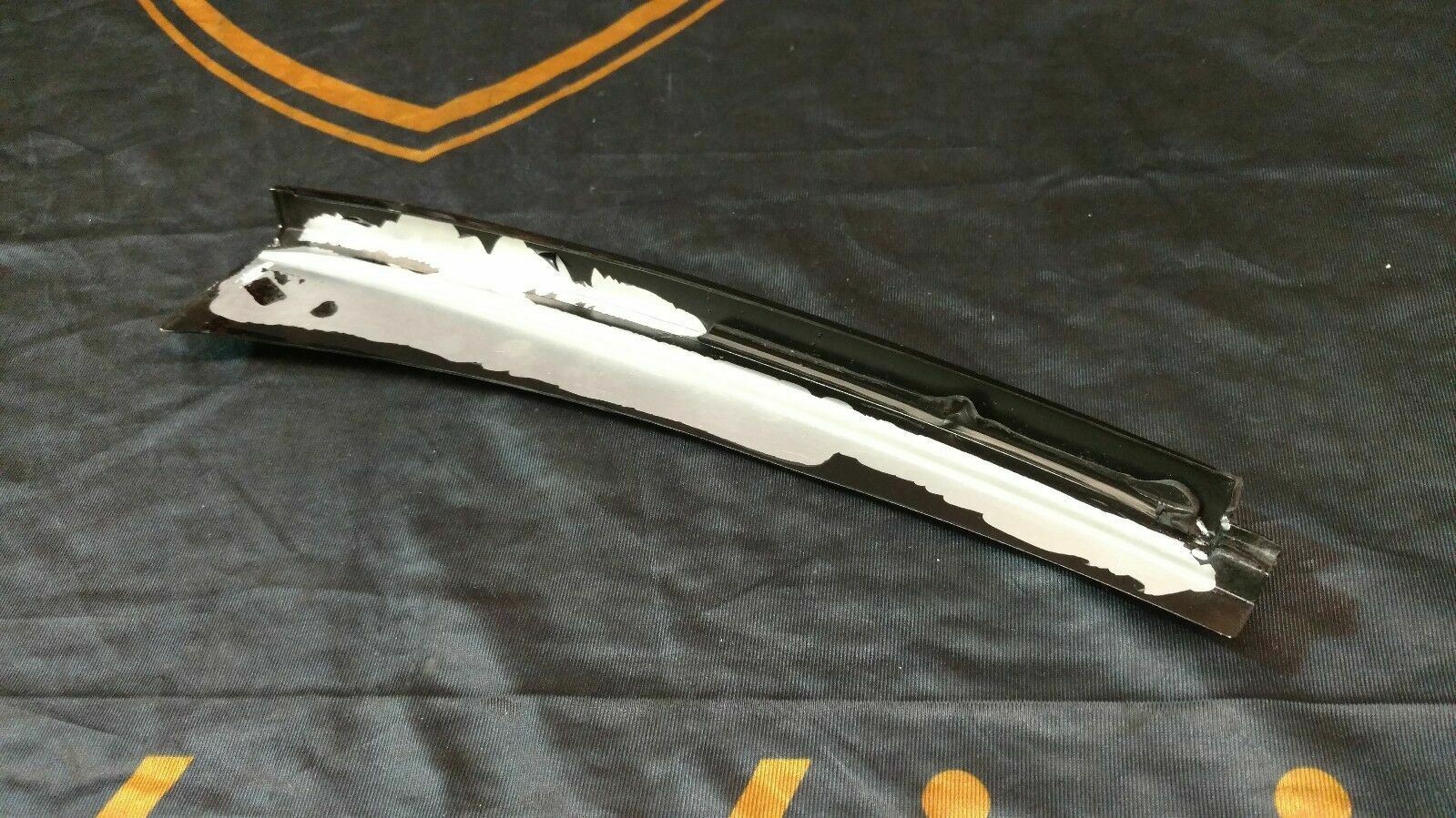 LAMBORGHINI MURCIELAGO DRIVER LEFT SIDE QUARTER GLASS MOLDING PANEL TRIM OEM
