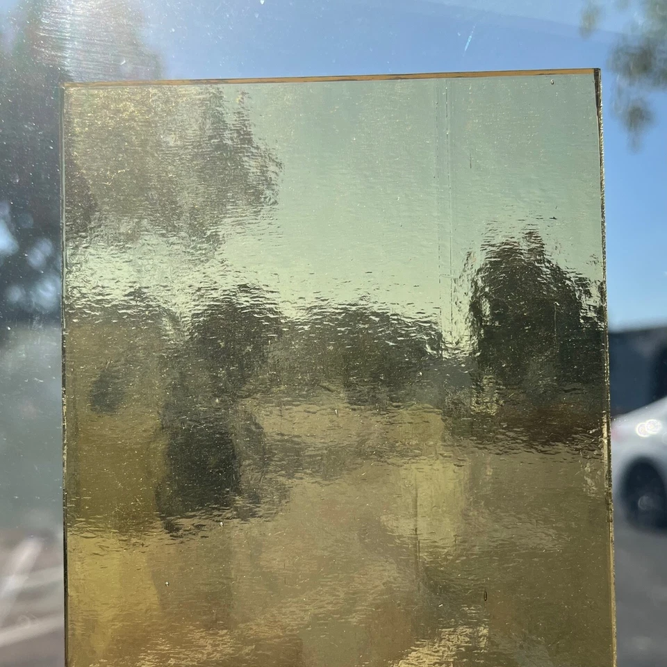 Pacote com 2 folhas de vidro fusíveis/quadrados de mosaico transparentes mel COE 96 - Imagem 3 de 3