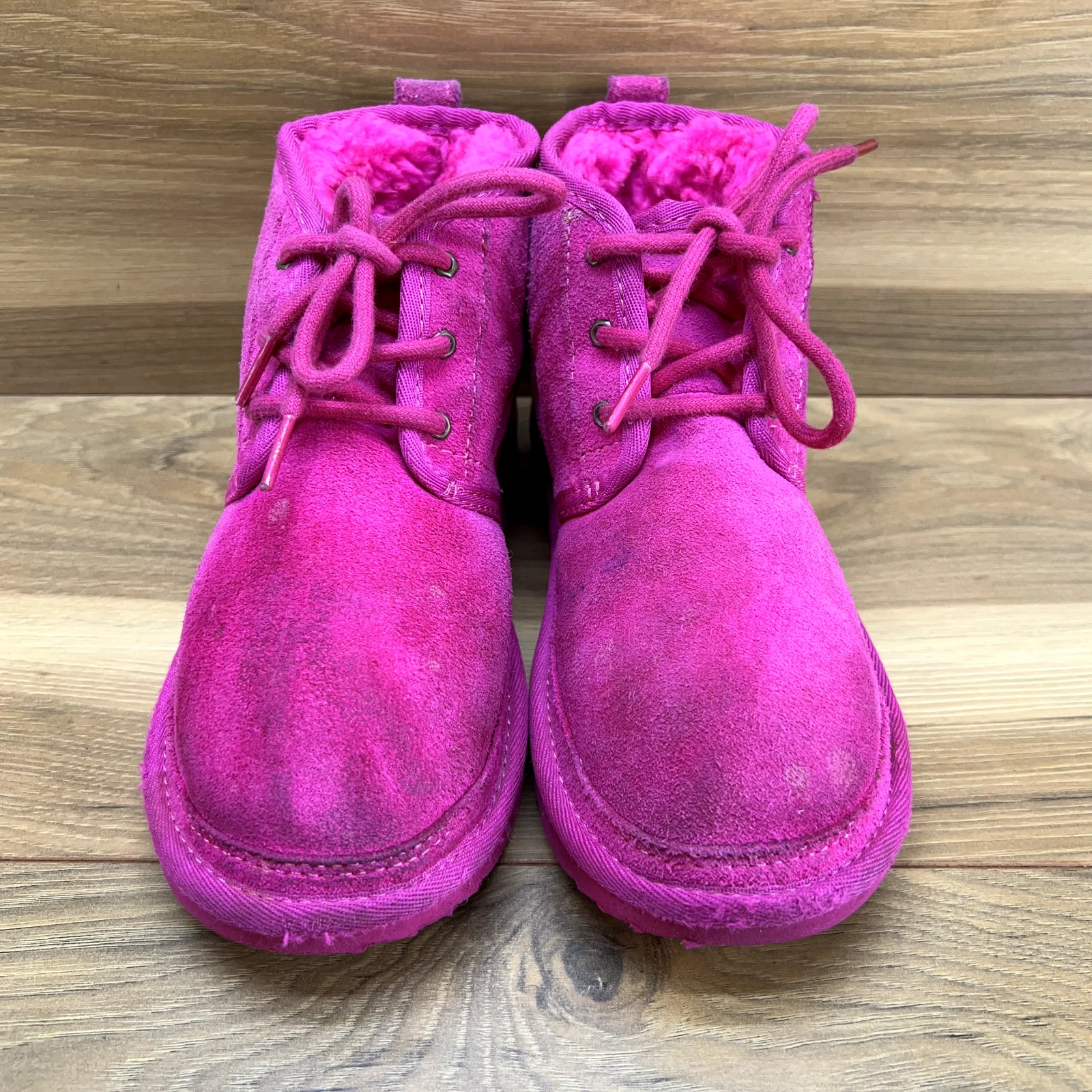 Stivaletti stringati UGG da bambina taglia 2 scamosciati magenta chukka scamosciati