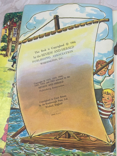 UNCLE ARTHURS BEDTIME STORIES Copyright 1966 by Arthur S. Maxwell Paperback - Picture 9 of 15