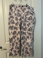 Logo by Lori Goldstein women  s pants size 10 P pale pink Frayed Hem