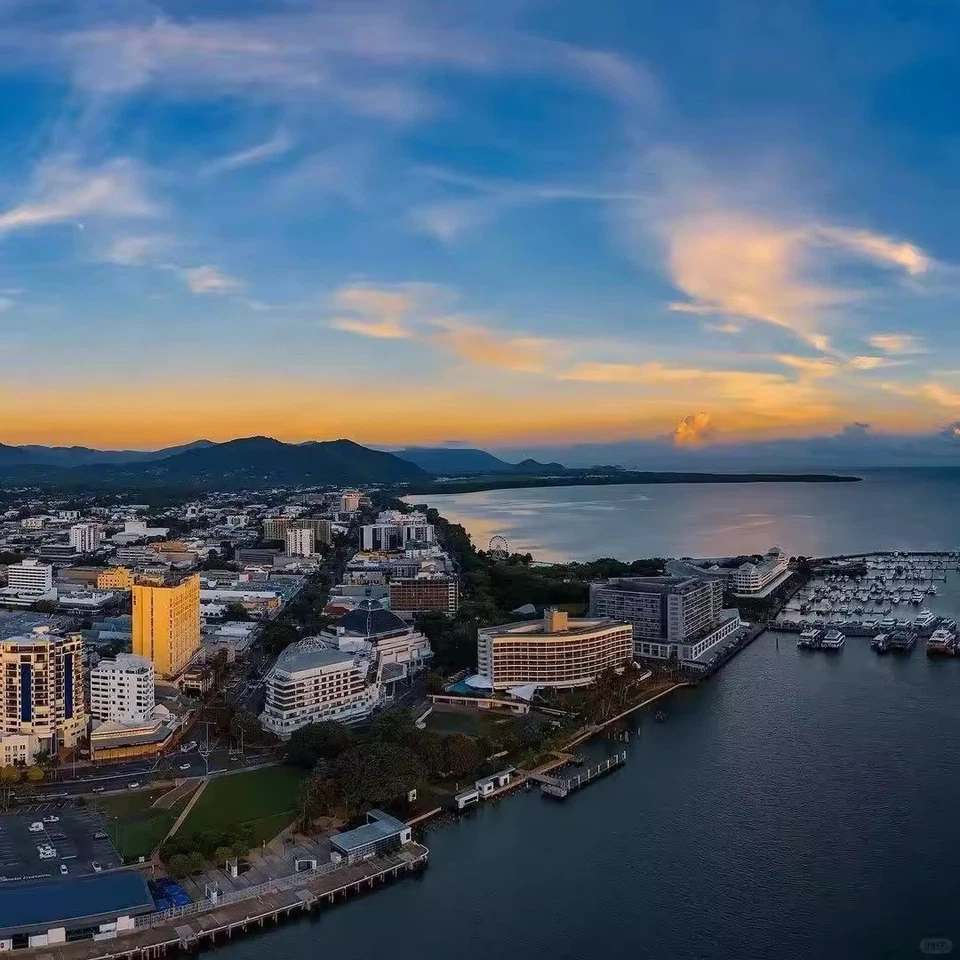 Drone, Mini Drone with 4K UHD Camera for Adults, 135g Self Flying Drone - Image 3 of 4