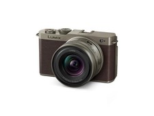 PANASONIC LUMIX S9 DC-S9N-N MIRRORLESS CAMERA TITAN GOLD 18-40MM ZOOM LENS KIT