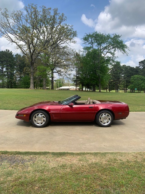 1995 Red Chevrolet Corvette   | C4 Corvette Photo 5