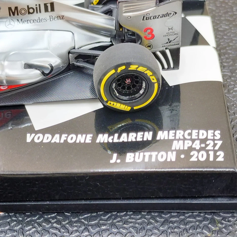 MINICHAMPS 1/43 Vodafone McLaren Mercedes MP4-27 Jenson Button 2012 530124303 - Image 3 of 4