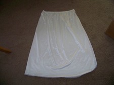 Vintage Vassarette Womens Half Slip Large 28" Nylon Antron III Made USA White