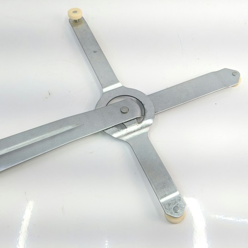 Dorman 740434 Fits 1981-1996 G10 G1500 P30 Front LH Power Window Regulator Only - Picture 3 of 10