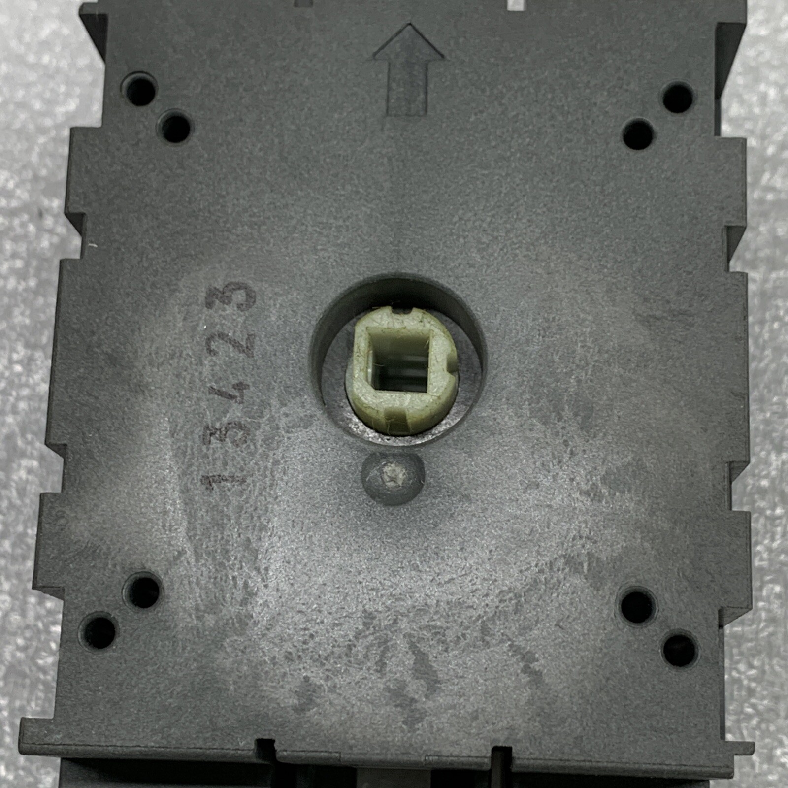 Picture 5 of 8