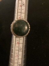 Sterling Silver 925 Dark Green Stone Size 5 B121