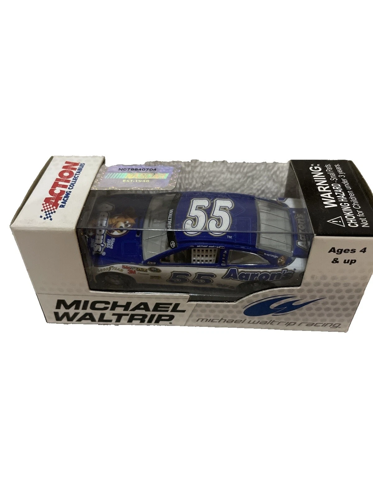 Литые модели спортивных и туристических автомобилей 2013 года выпуска автомобиля