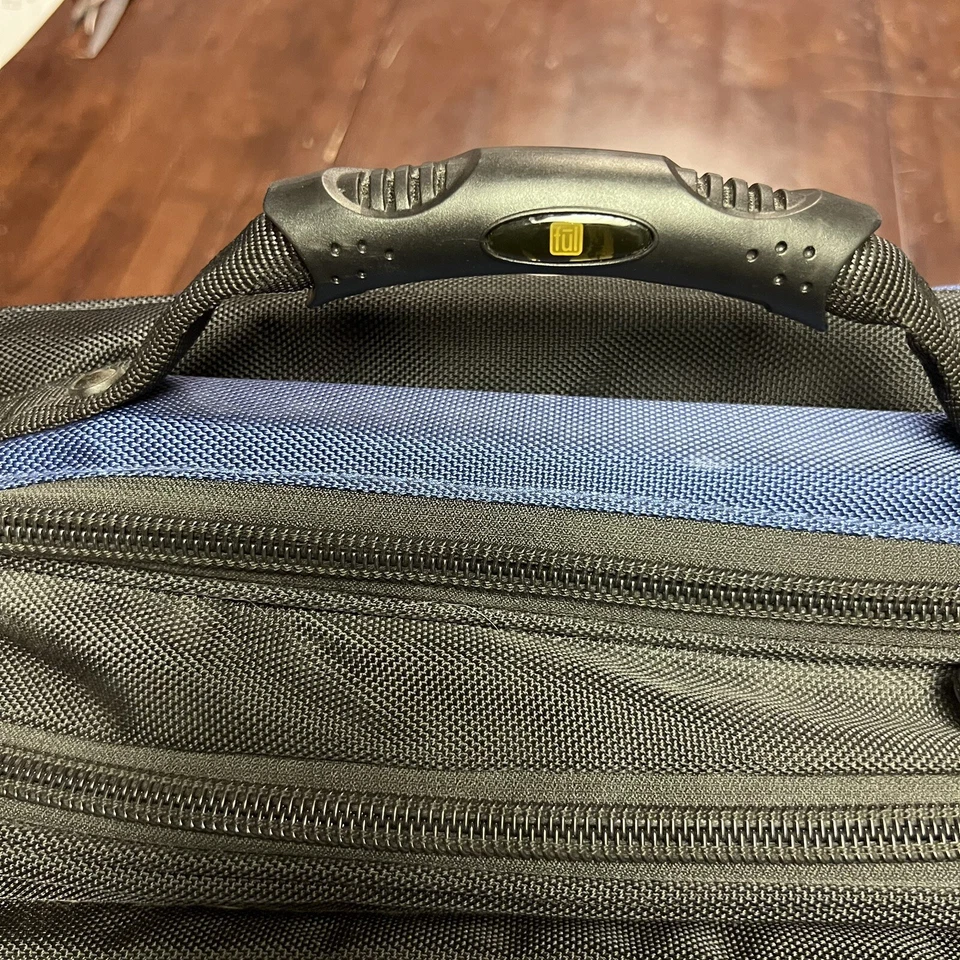 Equipaje con ruedas COMPLETO de 18" x 12" para computadora portátil mango de telescopio rodante de 2 ruedas Foto 4 de 4