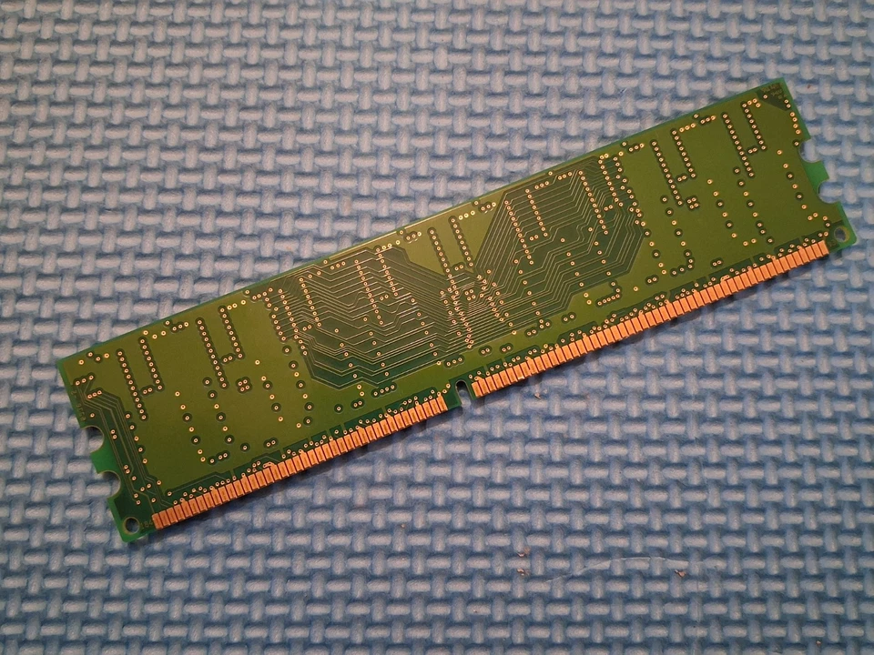 512 mb Hynix DDR PC3200U 400 mhz memory ram desktop - Image 3 of 3