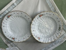 Zwei schöne Meissen Kuchenteller in Dekor Schwanenservice, Indische Blumenzweige