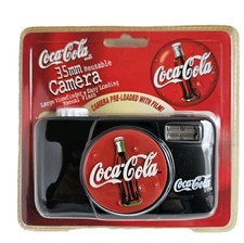 COCA COLA 35mm CAMERA REUSABLE ANALOG FILM BUILT IN FLASH UNIQUE 1999 BRAND NEW