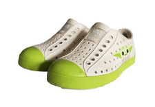 Native x Star Wars Jefferson Baby Yoda Grogu Child Shoes Cream And Green Sz C9