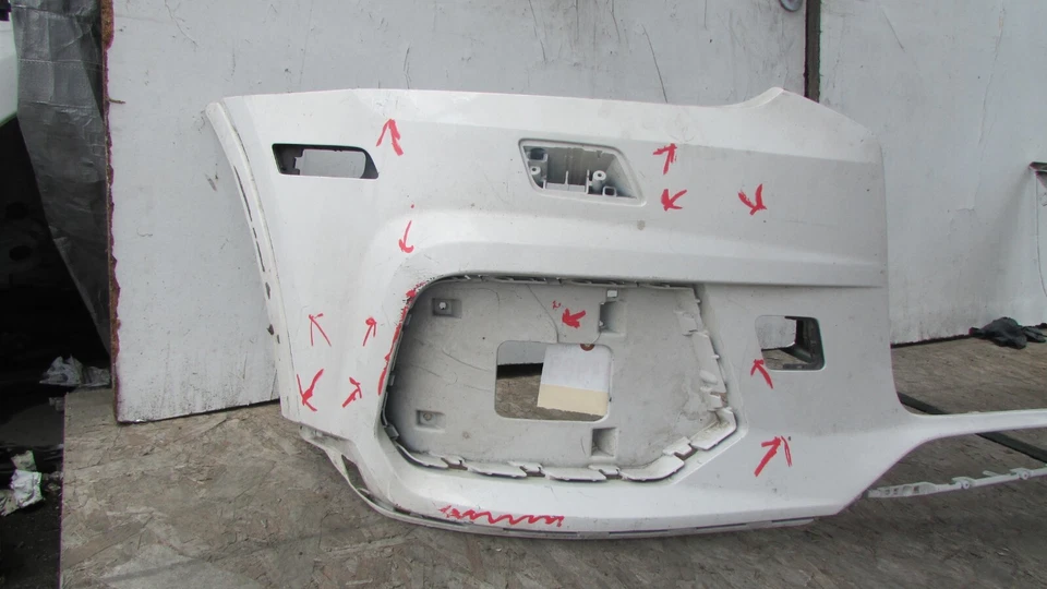 Cubierta del parachoques delantero AUDI Q3 PREMIUN S-LINE 2016-2017-2018 8U0807437AD OEM Foto 2 de 4