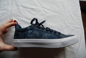 navy leather converse ladies